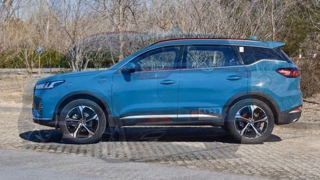 Компактный кроссовер Chery смотреть онлайн