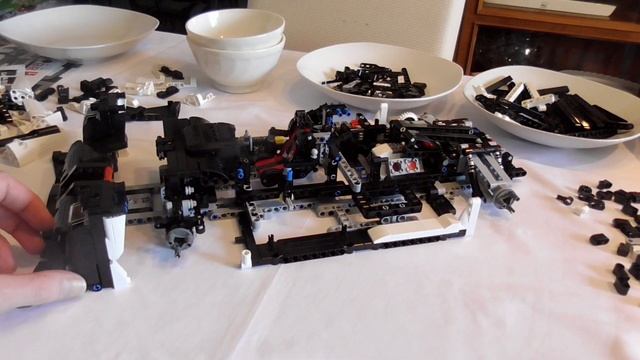 CADA C61016W - Porsche 919 EVO - Assembly