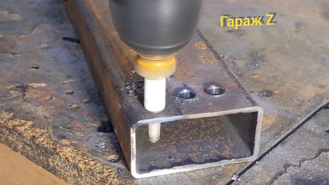 Секретные свойства свечи зажигания. Свеча вместо сверла. Тянем металл. смотреть онлайн