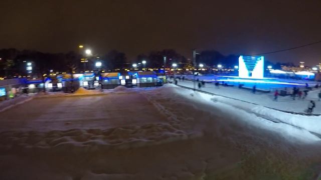 Сумасшедший Белоснежный каток в центре Москвы! ОБЗОРНАЯ ЭКСКУРСИЯ ПАРКА, КАТКА И ВИДЫ НА МОСКВУ! смотреть онлайн