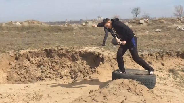 ●ПАРКУР●ЧУТЬ НЕ СЛОМАЛ КОПЧИК● смотреть онлайн