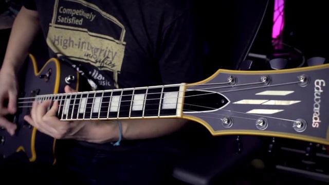 My Secret James Hetfield "Signature" Les Paul (ft. Matt Heafy of Trivium)!! || NOSTALgufish смотреть онлайн