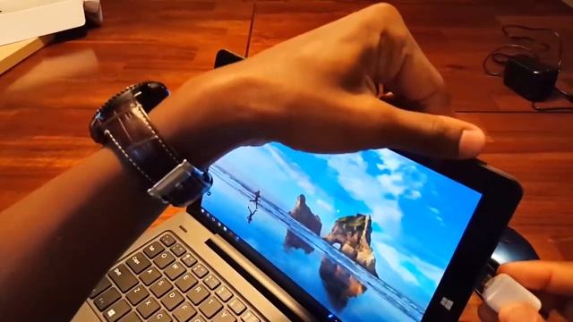 Best Back to School Budget Laptop 2017 | Aoson R106 Laptop Review смотреть онлайн