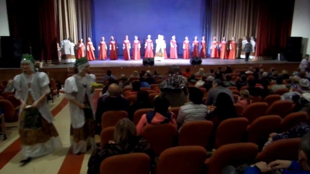 "А мы масленицу дожидались"," Вошла в избу девица" - Театр русской песни Алёны Лврькиной смотреть онлайн