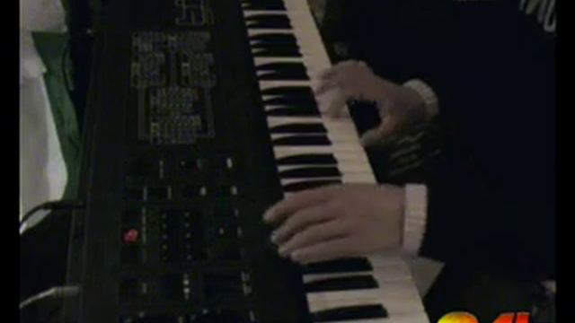 CRUMAR BIT ONE ANALOG SYNTH
