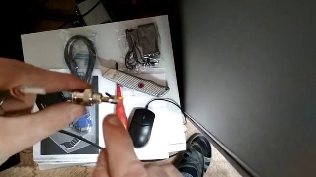 Как повесить монитор/зачистка BNC разъёма смотреть онлайн