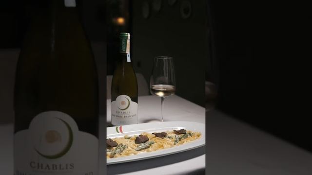 Taze makarna sevenlerin favorisi; Linguine Con Asparagi E Tartufo Nero смотреть онлайн