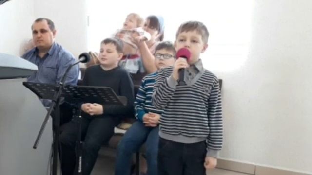 Стих.-Хотим найти мы на вопрос ответы./ Ромачка Савченко, г.Горячий Ключ. смотреть онлайн