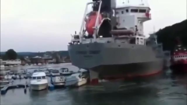 ЖЕСТЬ! САМЫЕ УБОЙНЫЕ ПАРКОВКИ, КОТОРЫЕ... смотреть онлайн