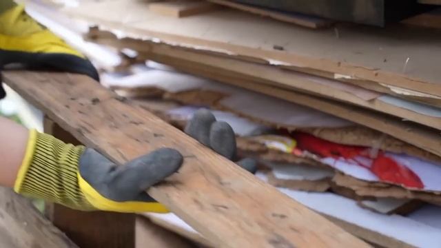 A talented woman Rents and Renovates her Home ~ Abandoned furniture Restoration смотреть онлайн