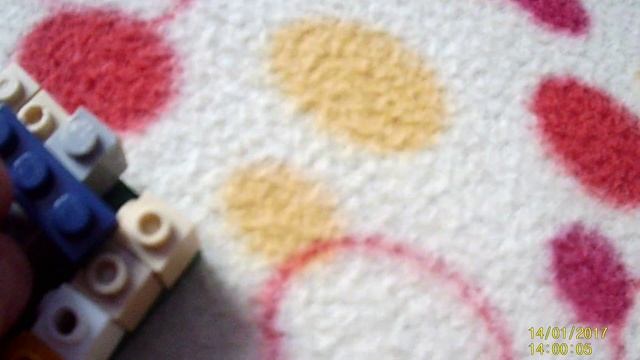 матвей строит лего улей смотреть онлайн