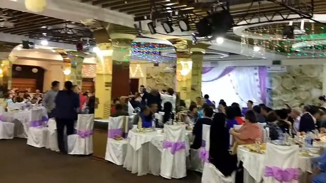 Большая Бурятская свадьба! Ведущий зажигает с гостями!