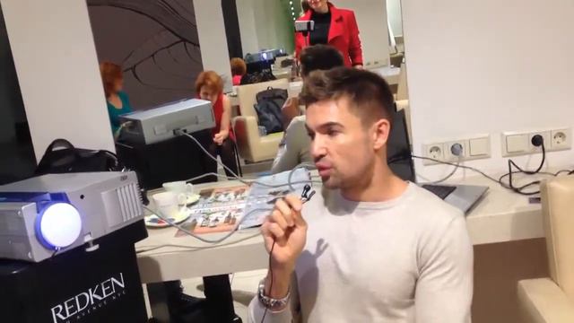 Пожелания клубу SMART PEOPLE от Максима Сергеева смотреть онлайн