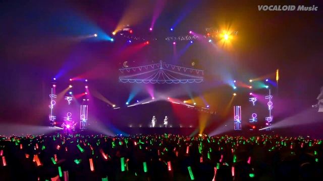 World's End Dancehall / ワールズエンド・ダンスホール Miku and Luka Live (Magical Mirai 2019) CC Subtitles смотреть онлайн