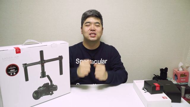 위빌랩 사려다 구매한 모자에어 3축 짐벌 - 1. 언박싱 및 밸런스 / Moza air gimbal смотреть онлайн