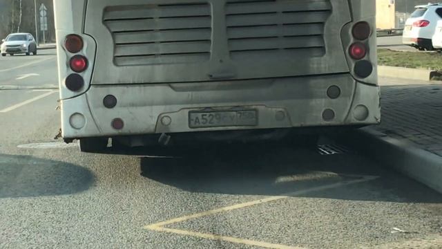 Автобус на дырявой резине смотреть онлайн