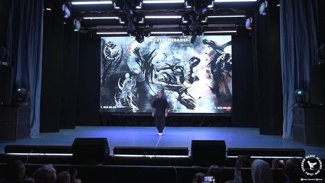 Показательное выступление Вин Чун кунг фу (меч бабочка ) и прикладная техника тайцзи цюань (туйшоу) смотреть онлайн