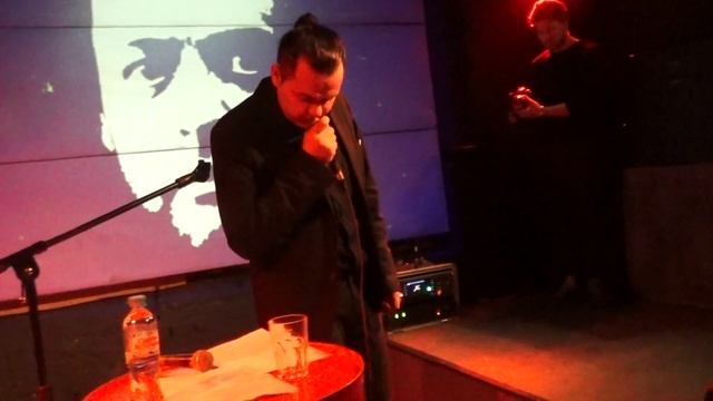 Никонов - Я ничего не написал за 2 месяца/В середине жизни/Я проткнул свою руку шилом смотреть онлайн