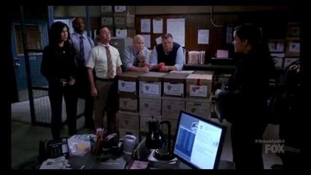 Как сказать МЯГКО ГОВОРЯ или МЯГКО ВЫРАЖАЯСЬ по-английски?