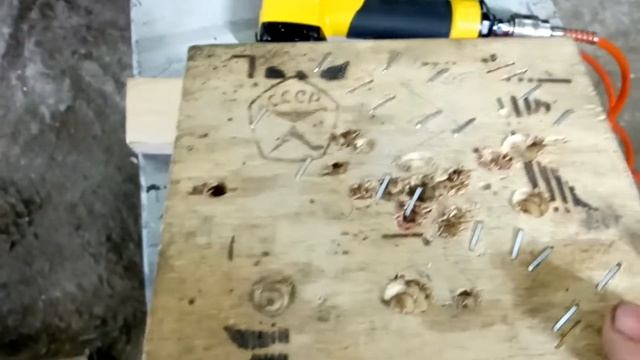 Скобозабивной пистолет Pegas pneumatic 1013J 1035 смотреть онлайн