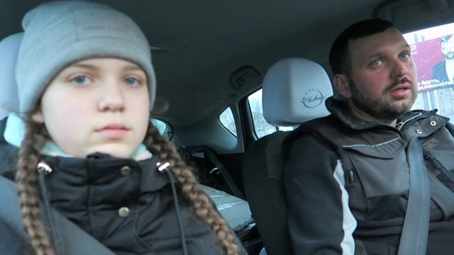 Что Дарине подарили в школе на 8 марта? Кого Вика прячет в шкафу ? смотреть онлайн