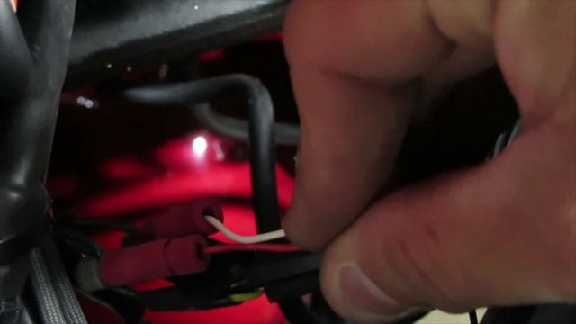 How To Install HIDDEN Turn Signals on Yamaha R3/25 смотреть онлайн
