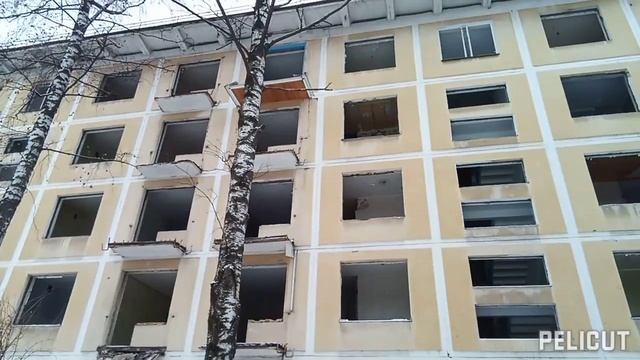 как ломают старый дом КППшника москвич 2141 смотреть онлайн