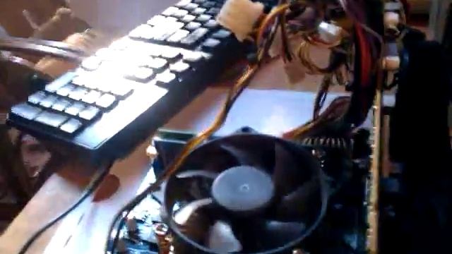 Intel Core i3-2120 @ 3.30GHz,8GB RAM,XFX ATI RADEON HD 4770 512MB DDR5,FOXCONN H61MXE-V & 400W PSU смотреть онлайн