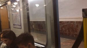 Едем в метро от Гражданского проспекта до Парка Победы СПб