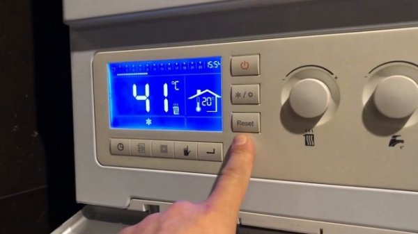 Ferroli LEB 21.0 прочерки на экране !!!