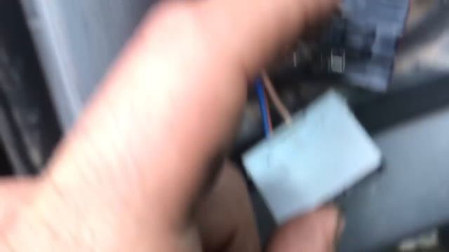 How to fix a blown fuse. Short to ground смотреть онлайн