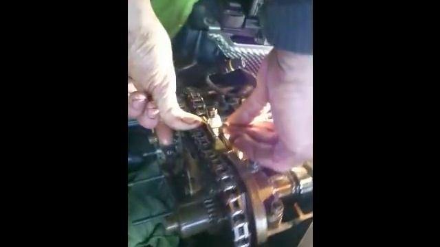 снятие головки блока цилиндров двигателя М52ту БМВ е39 смотреть онлайн