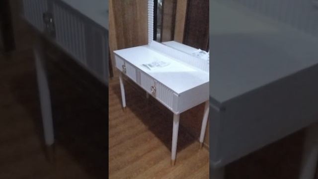 Консоль "Милан", типа трюмо. смотреть онлайн