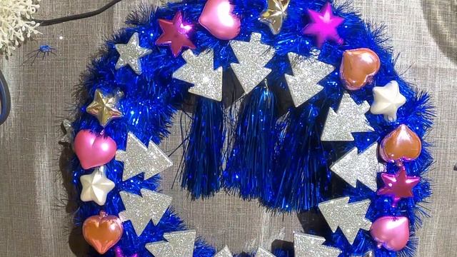 Christmas wreath/Рождественский венок из новогодних игрушек смотреть онлайн