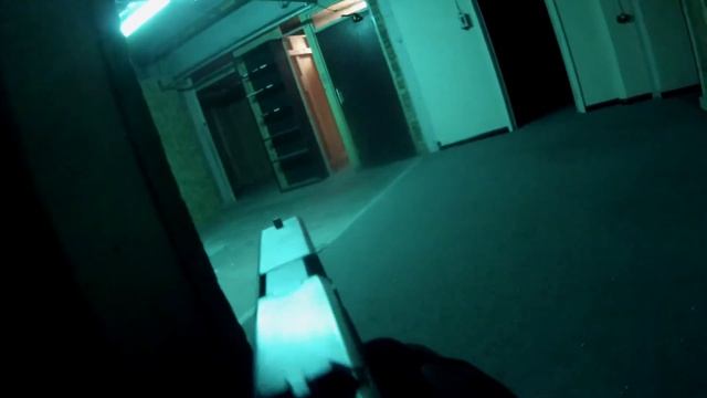 Lurking in The Shadows!? (UK Airsoft Gameplay) смотреть онлайн
