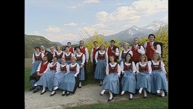 In ana wårmen Sternennåcht - Grenzlandchor Arnoldstein смотреть онлайн