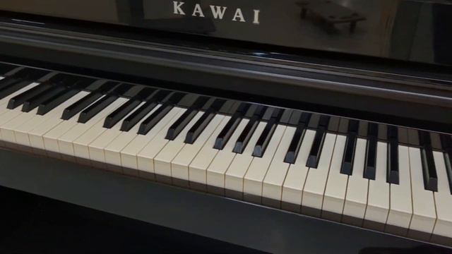 Kawai CS8 digital hybrid piano in glossy black finish stock number 23015 смотреть онлайн