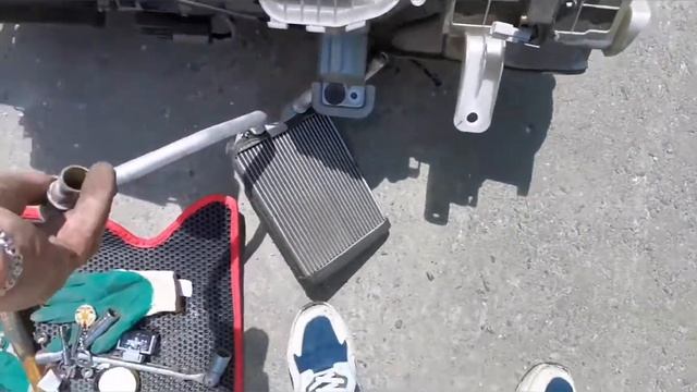 Замена радиатора печки JZX100 (Небольшая нарезка) смотреть онлайн