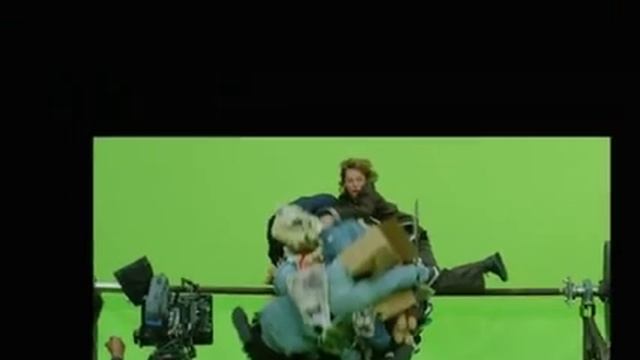 VFX Breakdown - Weta Digital - Travelers Insurance Snowball - Commercial (People ball) смотреть онлайн