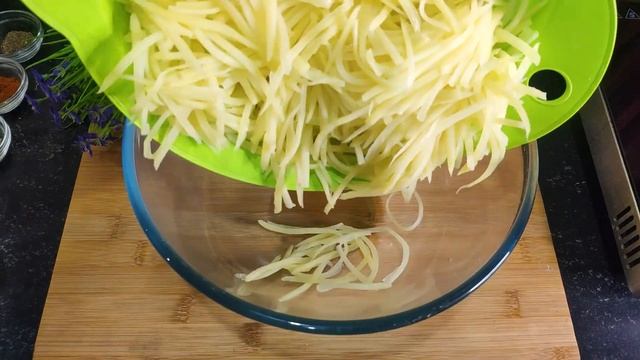 Боже, как вкусно! Салат, как в настоящем корейском ресторане! Просто натрите Картофель! смотреть онлайн
