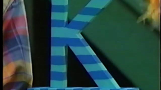 Sesame Street - Elmo's Crying Game смотреть онлайн