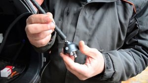 Замена корпуса антенны радиоприёмника на Киа Соренто II (Kia Sorento II).