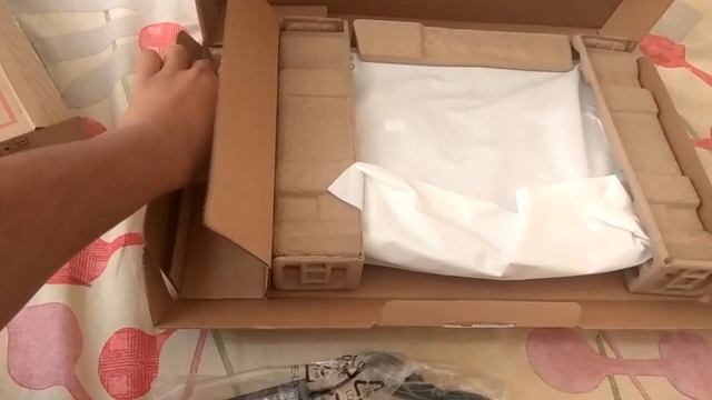 Acer Swift 3 Indian Variant Unboxing: Ryzen 5 2500u & AMD Vega 8 GPU смотреть онлайн