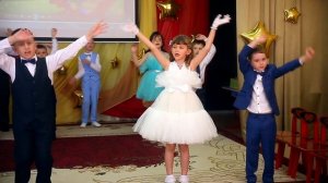 Видеограф на выпускной в детский садик Новосибирска. Видеосъемка выпускного. Фотограф