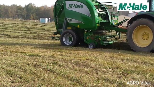 Lisování senáže John Deere 6630 a Nový lis McHale V6 750 baler смотреть онлайн
