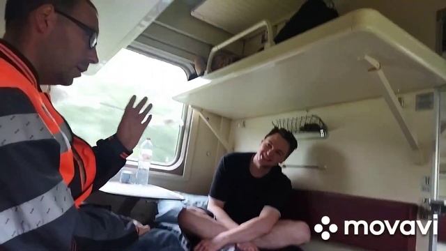 Поезд Петербург Челябинск. Вокзал Челябинска красивейший. смотреть онлайн