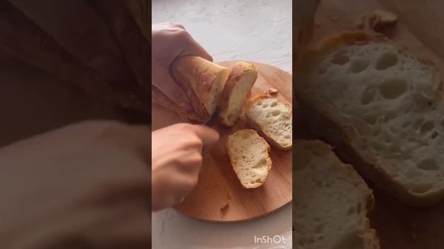 Томатный крем-суп с чесночными гренками??