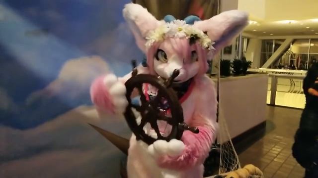 Hater at Furry Convention | Texas Furry Fiesta 2019 смотреть онлайн