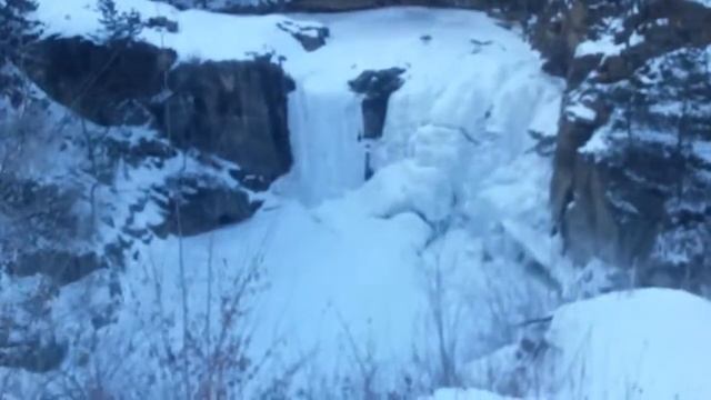 Frozen water falls Redwood Falls Minnesota смотреть онлайн
