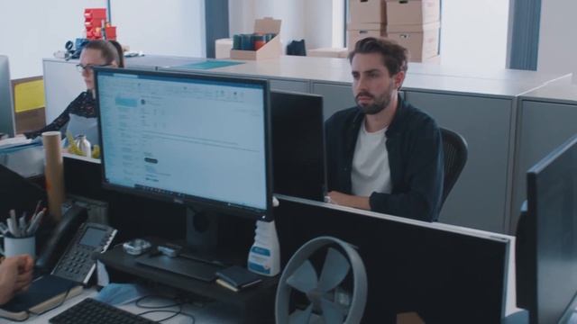 Adam Design Manager at Black+Blum смотреть онлайн